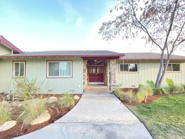 16452 Palomino Drive, Springville, CA 93265