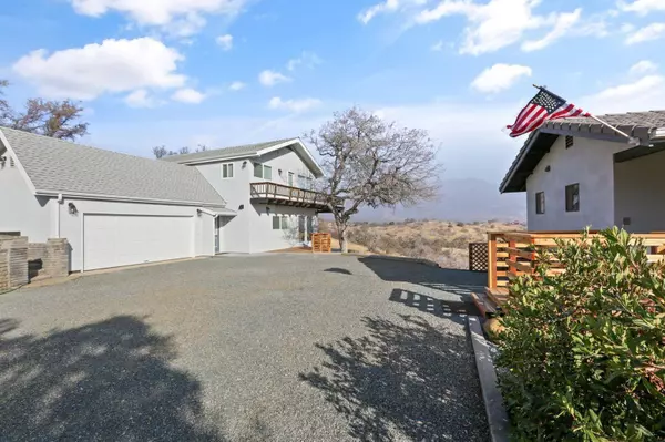 41120 Yokohl Valley Drive, Springville, CA 93265