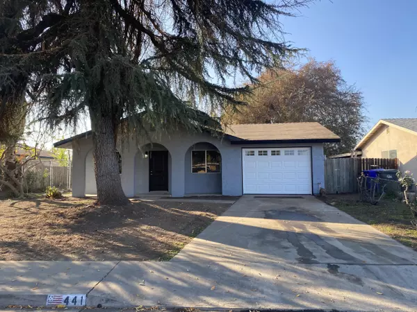 441 N Ventura Avenue, Farmersville, CA 93223