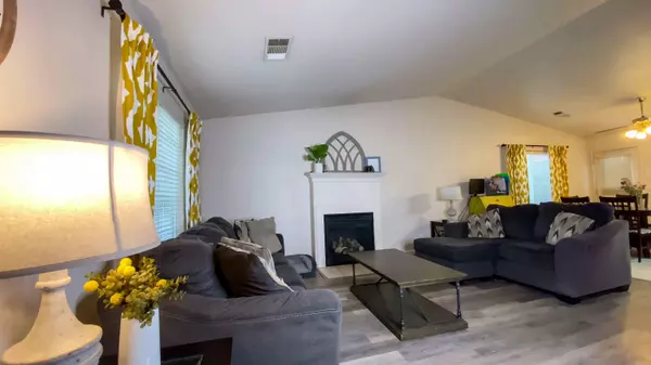 Armona, CA 93202,10711 Aster Circle