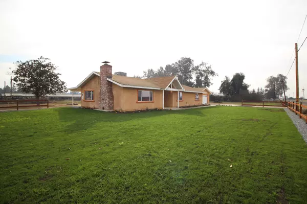 Laton, CA 93242,4941 E Mount Whitney Avenue