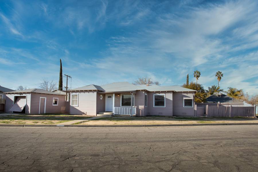 345 E Sacramento Street, Coalinga, CA 93210