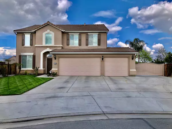 3700 W Newton Avenue, Visalia, CA 93291