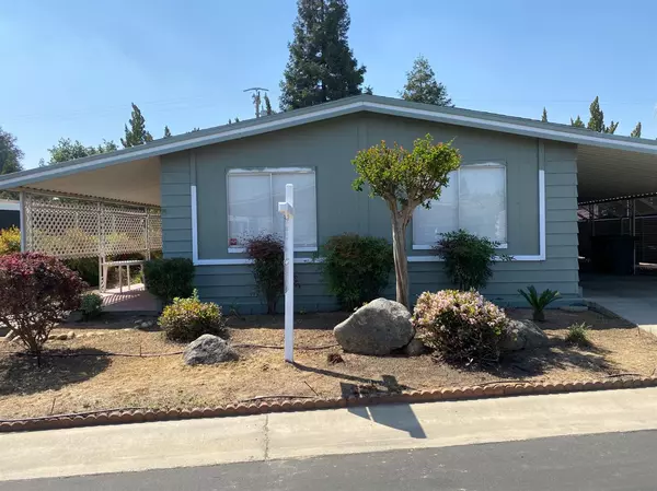 1300 W Olson Avenue #129, Reedley, CA 93654