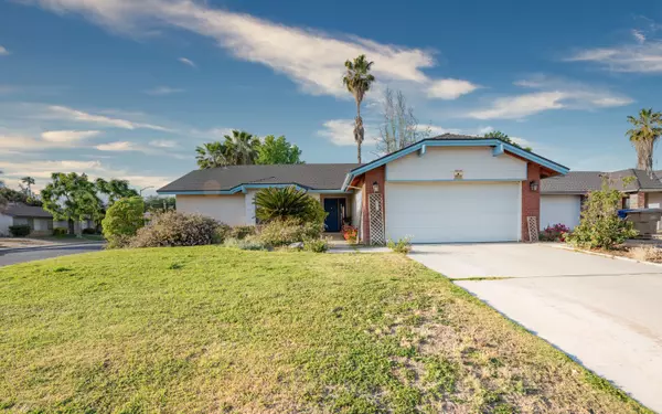 5916 Hollymount Avenue, Bakersfield, CA 93309