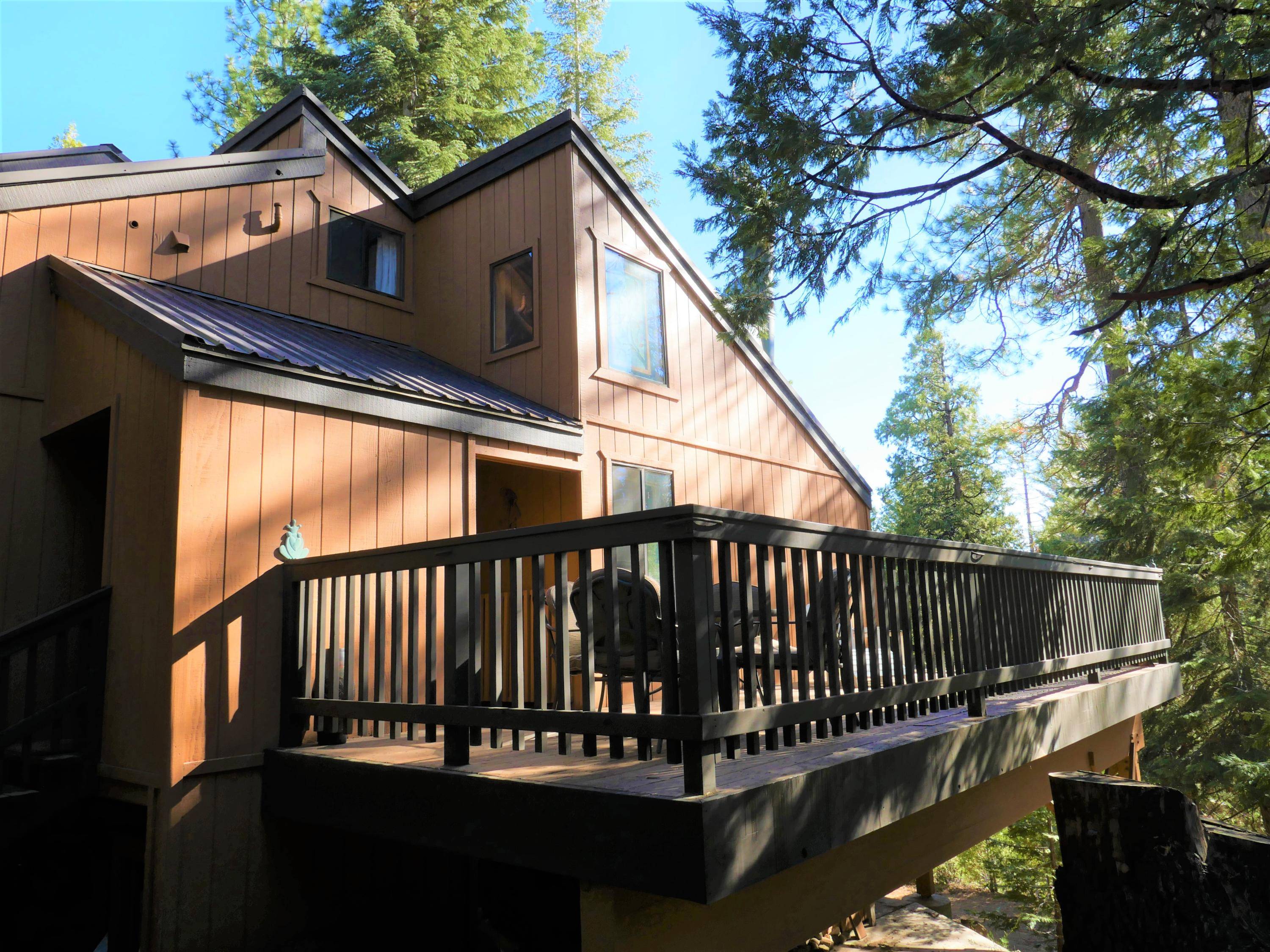 40804 Oakwoods Lane #102, Shaver Lake, CA 93664