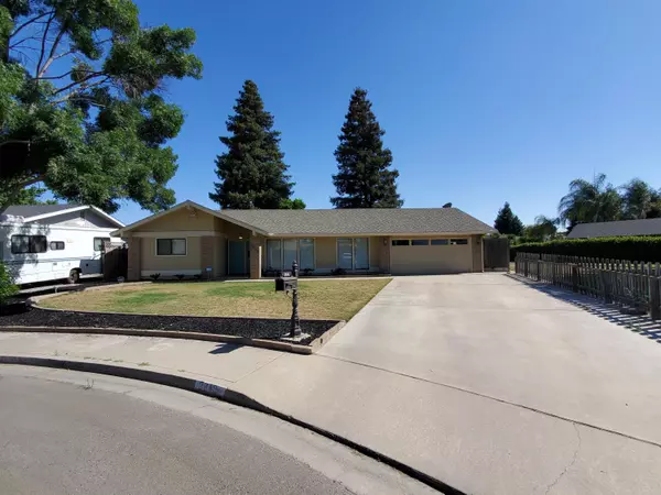 3849 W La Vida Avenue, Visalia, CA 93277