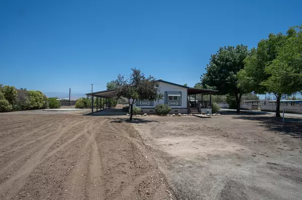 Ducor, CA 93218,6202 Rd 236