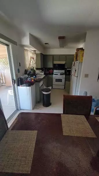 Visalia, CA 93292,721 N Santa Fe Street