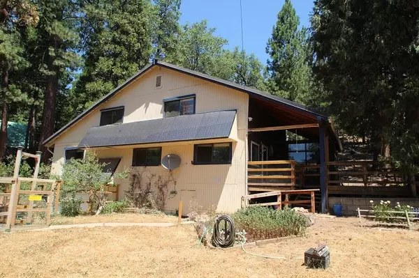 674 Loop Drive, Camp Nelson, CA 93265