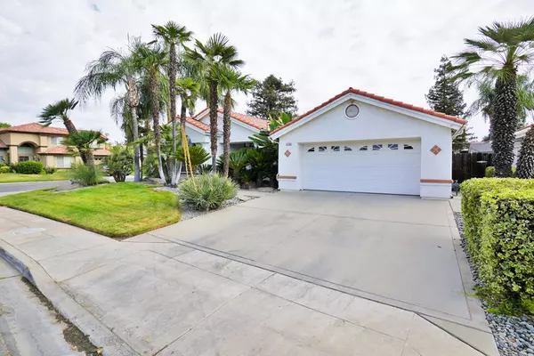 Fresno, CA 93722,5740 W Corona Avenue