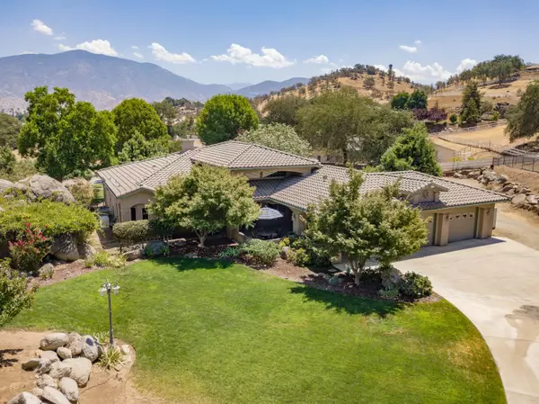 16574 Coyote Drive, Springville, CA 93265