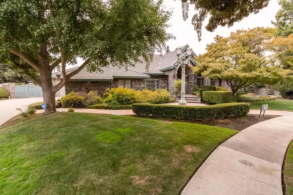 Visalia, CA 93292,3335 E Vassar Court