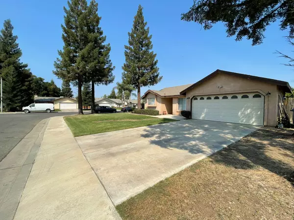 Farmersville, CA 93223,466 Greg Street