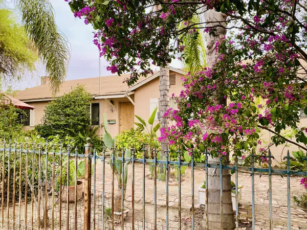 Visalia, CA 93291,911 W Sweet Avenue