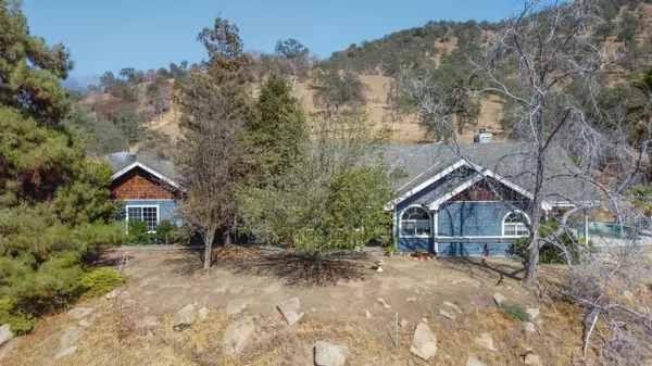 40511 Bear Creek Road, Springville, CA 93265