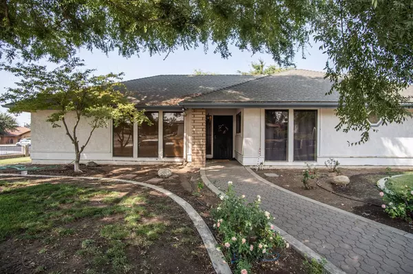 Porterville, CA 93257,321 Grevilla Place