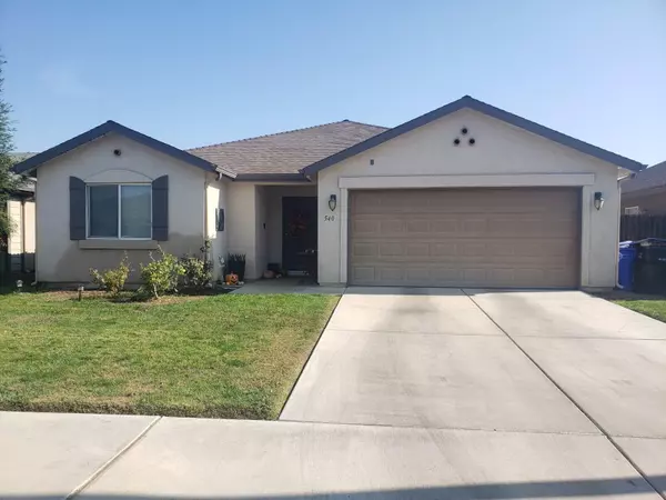 540 S Cloverleaf Street, Porterville, CA 93257