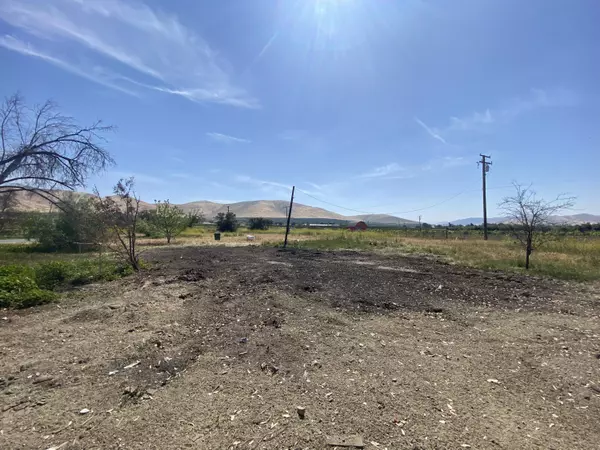 Lindsay, CA 93247,21057 Road 252