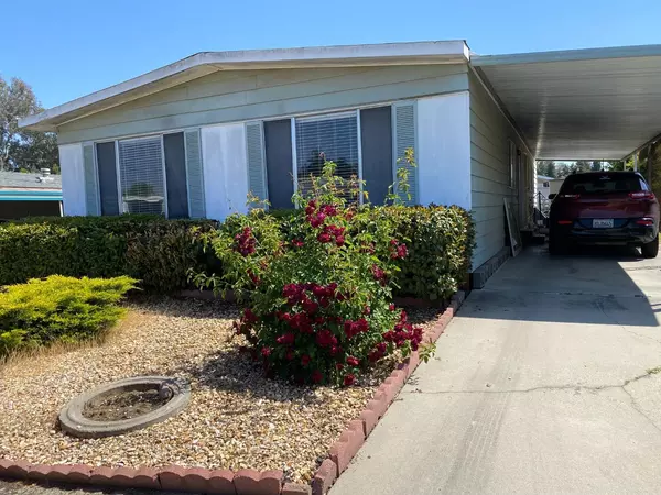 Reedley, CA 93654,1300 W Olson Avenue #30