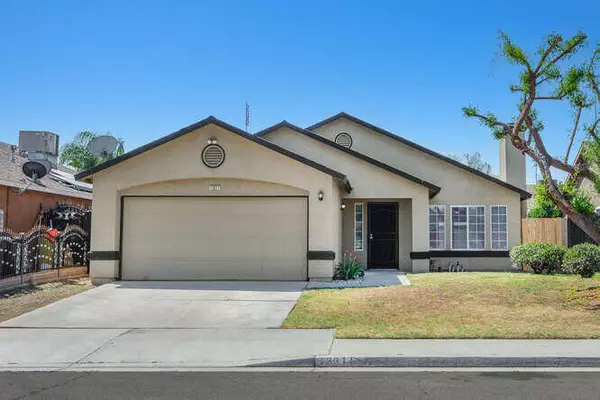 13611 7th Street, Parlier, CA 93648