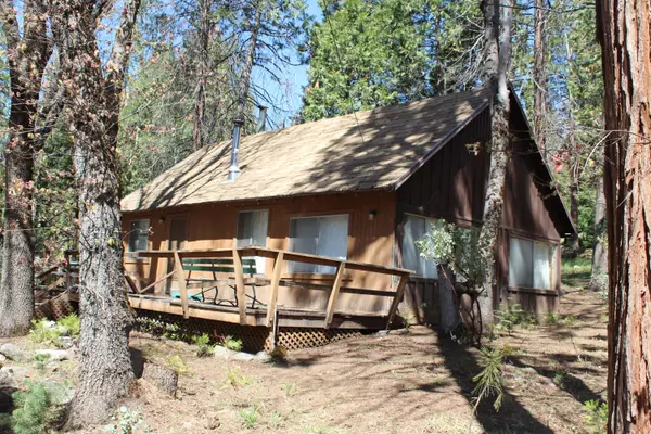 725 Loop Drive, Camp Nelson, CA 93265