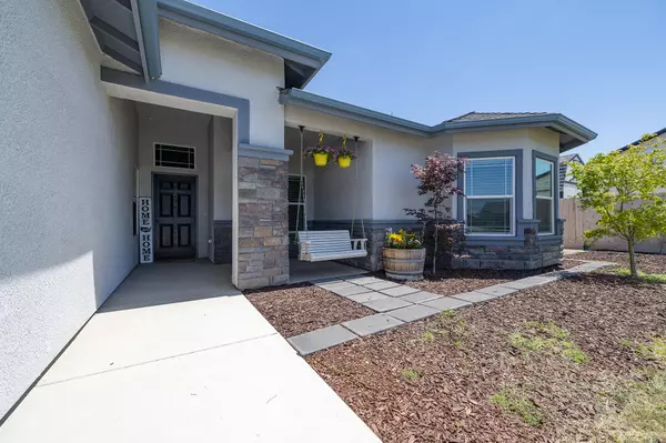 Visalia, CA 93291,32154 Big Creek Court
