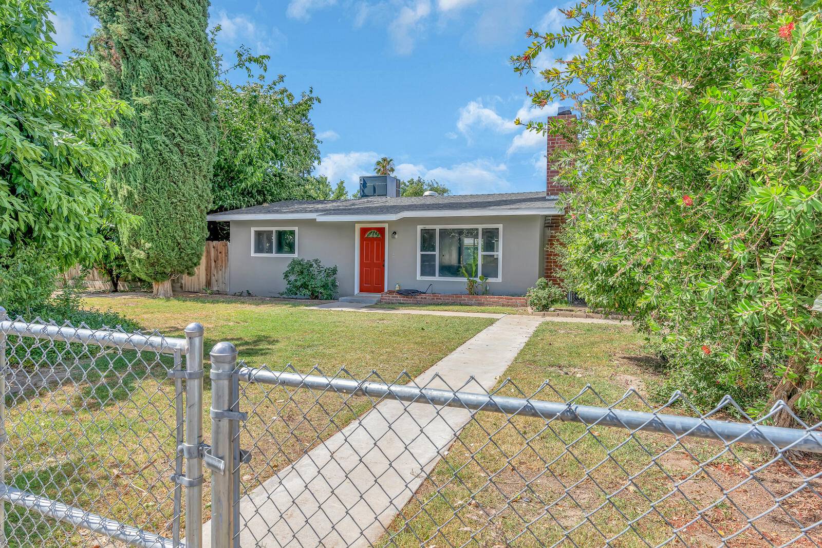 Exeter, CA 93221,21806 Badger Hill Avenue