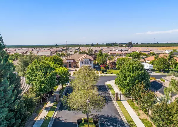 Visalia, CA 93291,4706 W Lark Court