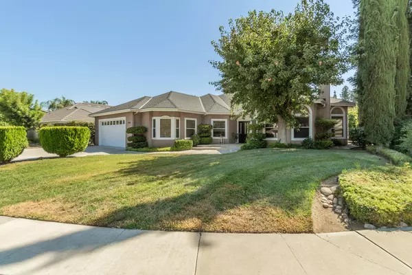 Reedley, CA 93654,190 Robinwood Circle