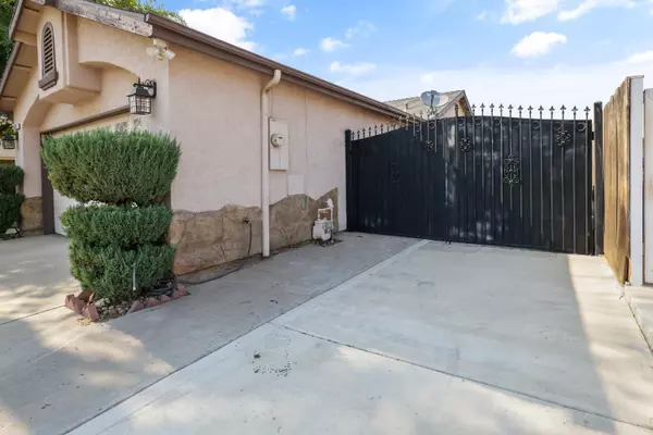 Orange Cove, CA 93646,1512 Casuga Court