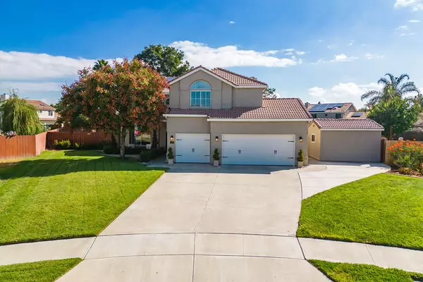 449 Camden Court, Lemoore, CA 93245