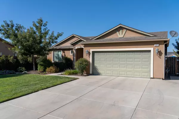 Dinuba, CA 93618,977 Daisy Court