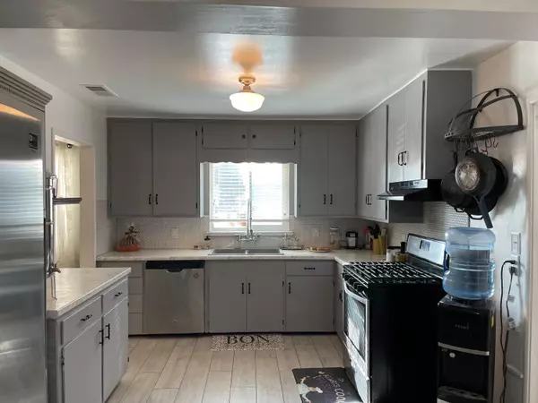 Exeter, CA 93221,480 Waldo Avenue