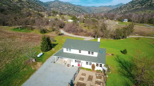 Three Rivers, CA 93271,43329 N North Fork Drive