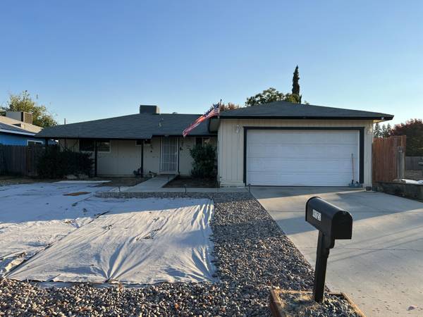 4327 W Tulare Avenue, Visalia, CA 93277