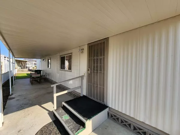 Reedley, CA 93654,1300 W Olson Avenue #46