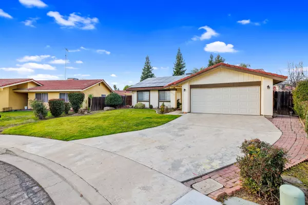 Visalia, CA 93292,2828 E Magnolia Court