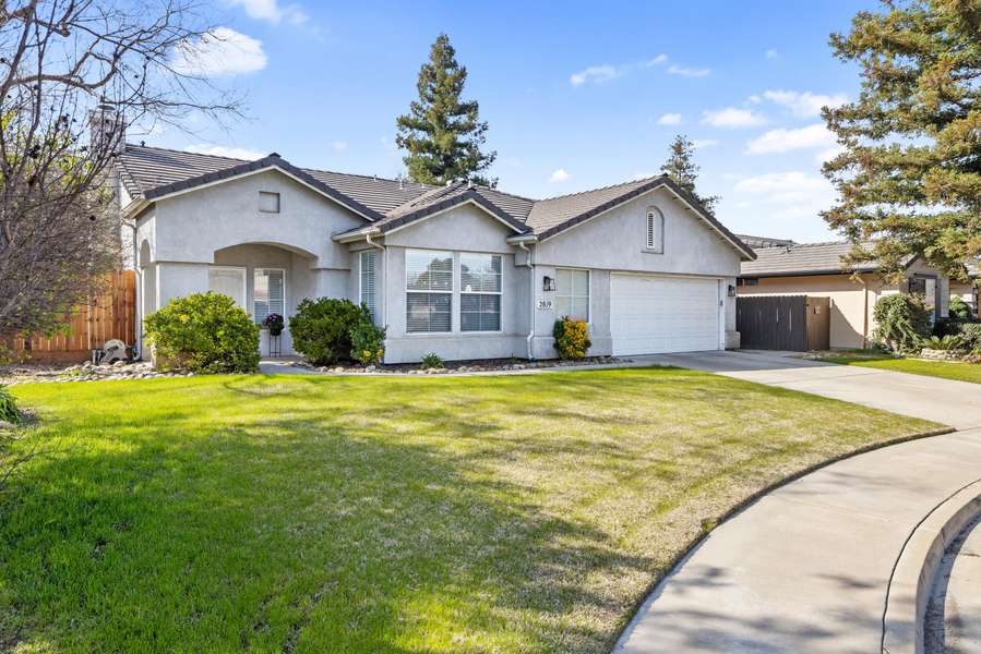 2819 S Maselli Court, Visalia, CA 93277