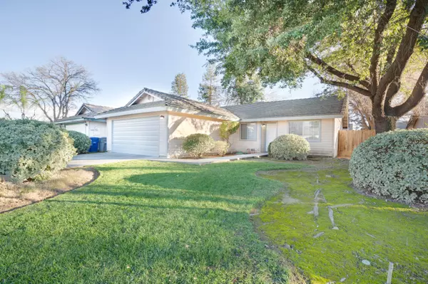 943 E Santa Rosa Street, Reedley, CA 93654