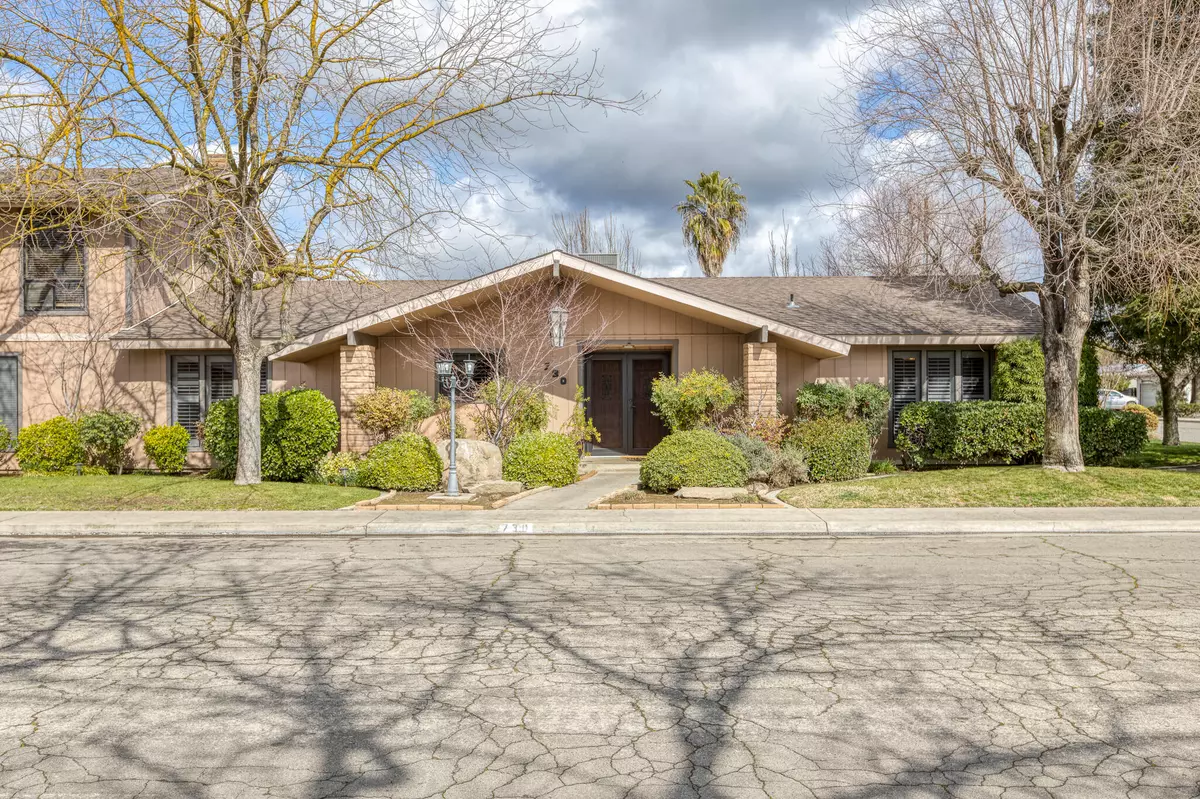 Reedley, CA 93654,730 W Huntsman Avenue