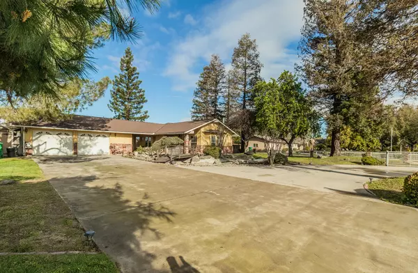 Fowler, CA 93625,450 S Fowler Avenue