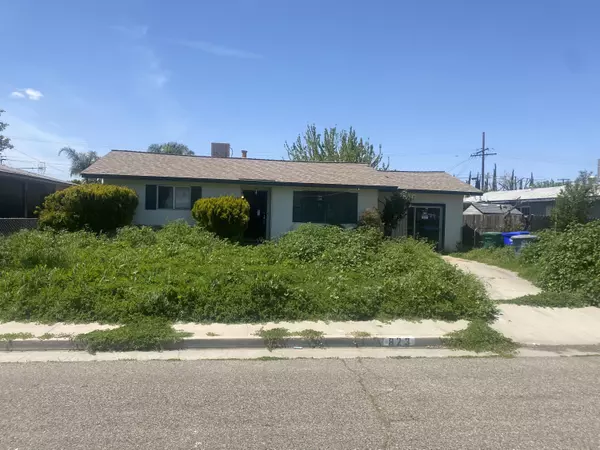 823 N Camelia Avenue, Farmersville, CA 93223