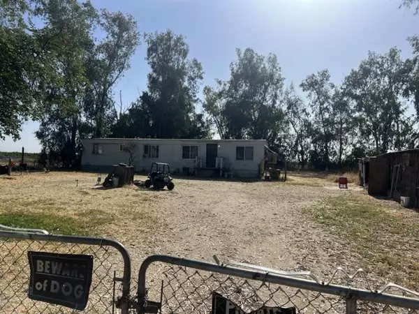 Caruthers, CA 93609,3187 W Caruthers Avenue