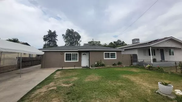 1217 Dawn Street, Bakersfield, CA 93307