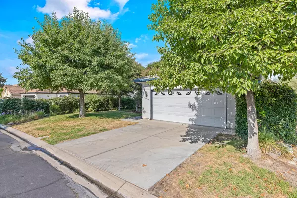 32587 Montgomery Drive, Springville, CA 93265