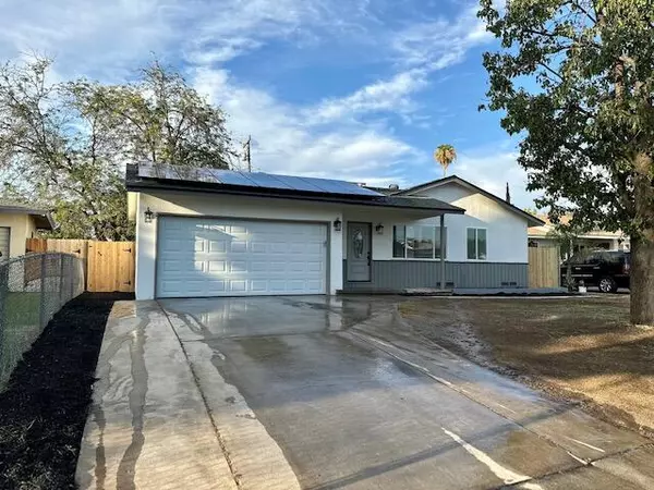 Bakersfield, CA 93304,1208 Lindsay Drive