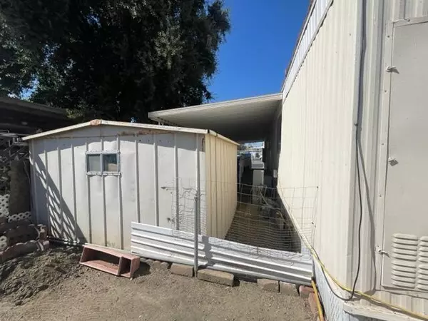 Porterville, CA 93257,720 E Worth Ave Avenue