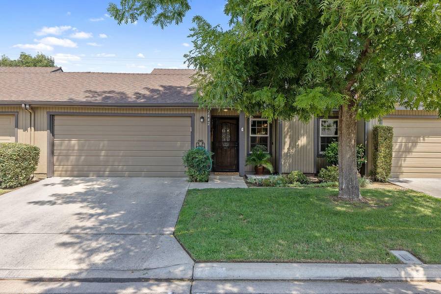 2442 E Tulare Avenue, Visalia, CA 93292