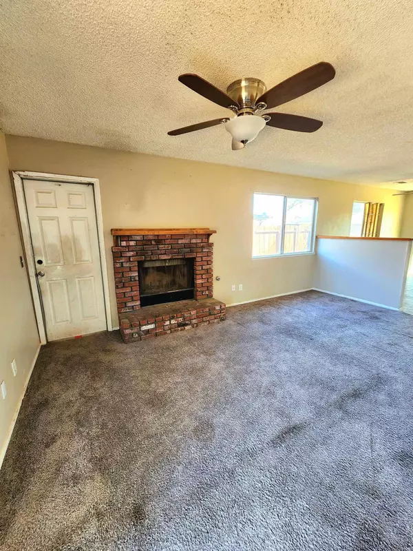 Hanford, CA 93230,1153 Lombard St Street